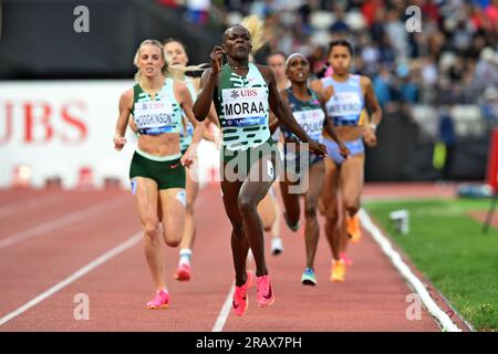 Mary Moraa (KEN) remporte le 800m féminin en 1:57,43 lors de l'Athletiissima, vendredi 30 juin 2023, à Lausanne, Suisse. (Jiro Mochizuki/image du sport) Banque D'Images