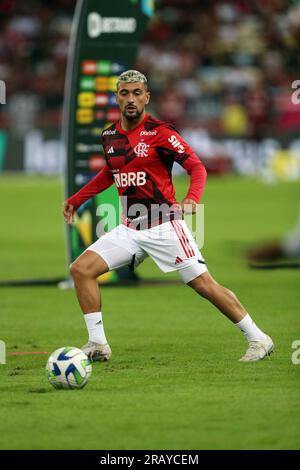 Rio de Janeiro, Brésil. 06 juillet 2023. Stade Maracana Giorgian de Arrascaeta do Flamengo, quelques instants avant le match entre Flamengo et Athletico Paranaense, pour les quarts de finale de la Copa do Brasil 2023, au stade Maracana, ce mercredi 05. 30761 (Daniel Castelo Branco/SPP) crédit : SPP Sport Press photo. /Alamy Live News Banque D'Images