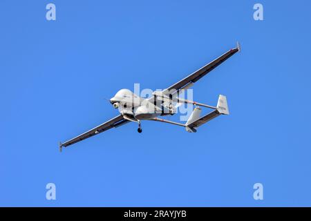 Forces armées maltaises IAI Heron Shoval (Reg : AS2132) maintenant avec les titres Frontex et le drapeau de l'UE sur les ailerons de queue. Banque D'Images