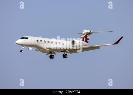 Qatar Executive Gulfstream G650ER (Reg : A7-CGB) en finale piste 31. Banque D'Images