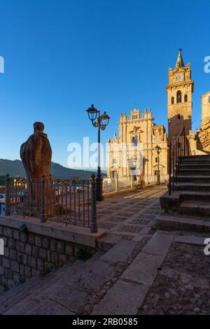 Cathédrale de San Giorgio Martire, Caccamo, Palerme, Sicile, Italie Banque D'Images