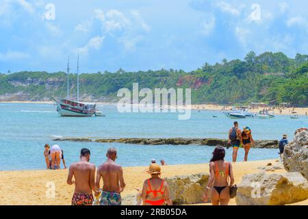 Porto Seguro, BA, Brésil - 07 janvier 2023 : Espelho Beach, une belle destination touristique de l'état de Bahia. Banque D'Images