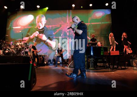 Concert du chanteur italien Eros Ramazzotti à Ferrare, Italie crédit : Filippo Rubin/Alamy Live News Banque D'Images