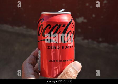 06 juillet 2023/Free Diet coca cola disttirbution forsuger fere tase for promotiondanish captal Copenhague Danemark. (Photo.Francis Joseph Dean/Dean Pictures) Banque D'Images