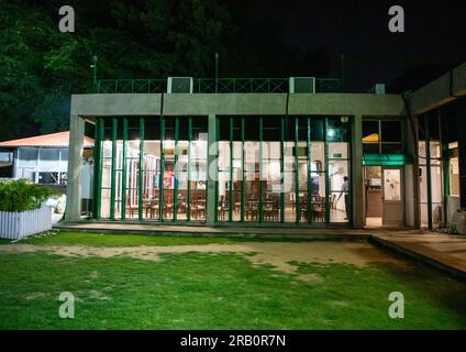 Lake Club conçu par le Corbusier, Punjab State, Chandigarh, Inde Banque D'Images