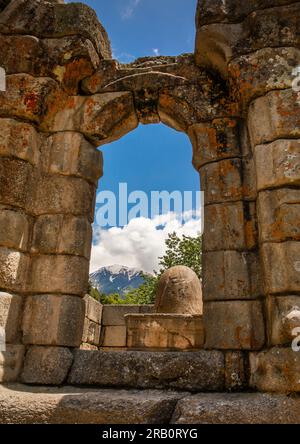 Ruines du temple Naranag sur l'ancien site de pèlerinage hindou, Jammu-et-Cachemire, Kangan, Inde Banque D'Images