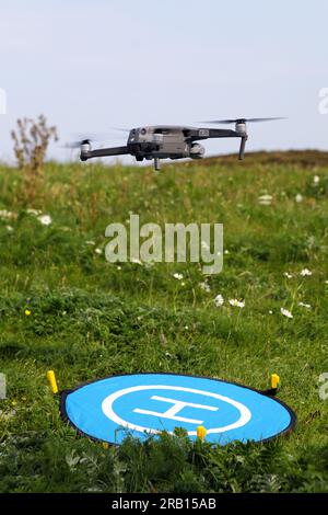 DJI Mavic pro 2 atterrissage Banque D'Images
