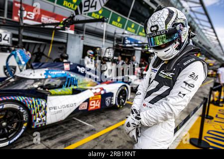 MULLER Nico (SWI), Peugeot TotalEnergies, Peugeot 9x8, portrait pendant les 6 heures de Monza 2023, 3e manche du Championnat du monde d'Endurance FIA 2023, du 7 au 9 juillet 2023 sur l'Autodrome Nazionale di Monza, à Monza, Italie Banque D'Images