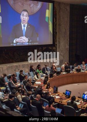 New York, New York, États-Unis. 6 juillet 2023. Le Premier Ministre de la Jamaïque, ANDREW HOLNESS, s'exprime à la réunion du Conseil de sécurité : la question concernant Haïti a eu lieu après la visite du Secrétaire général de l'ONU, Antonio Guterres en Haïti et Trinidad. Haïti, la nation la plus pauvre de l'hémisphère occidental a été vaincue par les gangs et les crimes contre les femmes et les enfants comme la quête d'une prise sur le crime avec les forces de police et un nouveau gouvernement formé. (Image de crédit : © Bianca Otero/ZUMA Press Wire) USAGE ÉDITORIAL SEULEMENT! Non destiné à UN USAGE commercial ! Banque D'Images