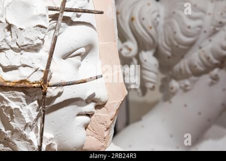 Possagno, Italie - juillet 2022 : création artistique avec gypse. Concept d'idée, créativité, inspiration Banque D'Images