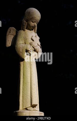 Statue d'ange à St. Cimetière de Marie, Alexandria, Virginie Banque D'Images