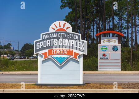 Panama City Beach, FL - 28 juin 2023 : Panama City Beach Sports Complex dispose de baseball, soccer et autres installations pour les événements sportifs Banque D'Images