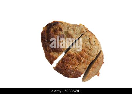 côtelettes frites hachées sur une assiette blanche Banque D'Images