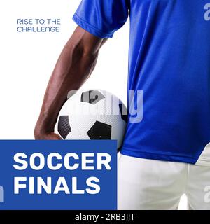 Composite des finales de football soulèvent le texte du défi sur le footballeur masculin afro-américain Banque D'Images