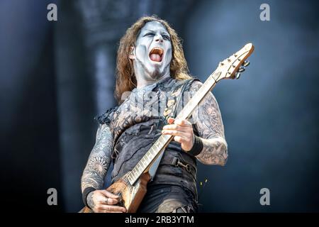 Oslo, Norvège. 22e, juin 2023. Le groupe allemand de power Metal Powerwolf donne un concert live lors du festival de musique norvégien tons of Rock 2023 à Oslo. Ici le guitariste Matthew Greywolf est vu en direct sur scène. (Crédit photo : Gonzales photo - Terje Dokken). Banque D'Images