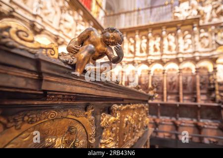 Détail du Chœur à l'intérieur de la cathédrale de Tolède - Tolède, Espagne Banque D'Images