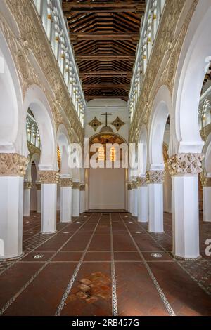 Synagogue de Santa Maria la Blanca Interior - Tolède, Espagne Banque D'Images