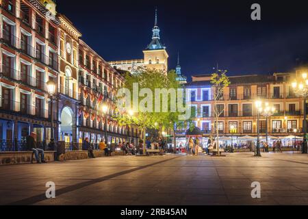 Zocodover Square la nuit - Tolède, Espagne Banque D'Images