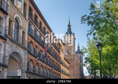 Alcazar de Tolède et Zocodover Square - Tolède, Espagne Banque D'Images