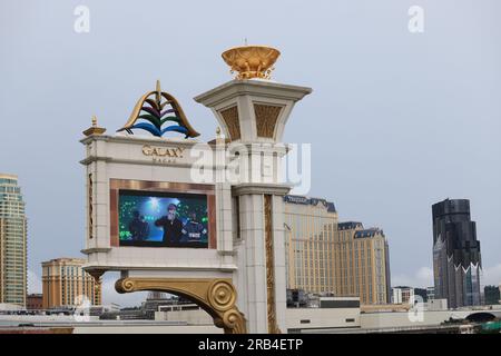 Macao, Chine juillet 2 2023 : porte est de Galaxy Macau dans la bande de Cotai qui est l'un des célèbres Casino et hôtel. Banque D'Images