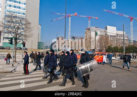 Les travailleurs frappent Alcatel Lucent. Milan. Lombardie. Italie Banque D'Images