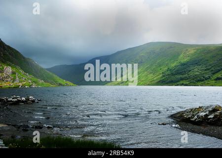 Lac Glenbeg près d'Ardgroom, comté de Cork, Irlande - John Gollop Banque D'Images