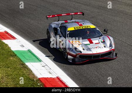 54 FLOHR Thomas (SWI), CASTELLACCI Francesco (ita), RIGON Davide (ita), AF Corse, Ferrari 488 GTE Evo, action pendant les 6 heures de Monza 2023, 3e manche du Championnat du monde d'Endurance FIA 2023, du 7 au 9 juillet 2023 sur l'Autodrome Nazionale di Monza, à Monza, Italie crédit: Agence photo indépendante Srl/Alamy Live News Banque D'Images