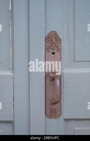 Poignée de porte extérieure décorative vintage Banque D'Images