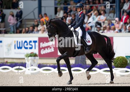 Aix-la-Chapelle, Deutschland. 01 juillet 2023. Charlotte FRY (GBR) sur Everdale, action, dans le test, dressage D6 : Prix MEGGLE, 2e test de la Lambertz Nations Cup, Grand Prix spécial CDIO5*, le 1 juillet 2023, Festival équestre mondial, CHIO Aix-la-Chapelle 2022 à partir du 23 juin - 02.07.2022 à Aix-la-Chapelle/Allemagne ; crédit : dpa/Alamy Live News Banque D'Images