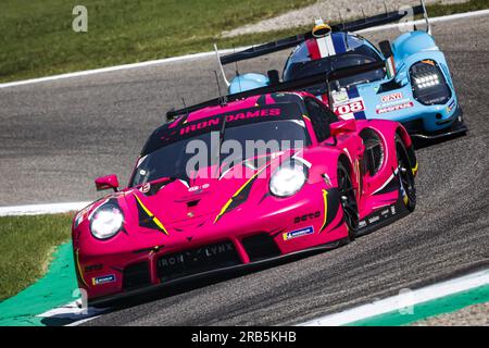 85 BOVY Sarah (bel), GATTING Michelle (dnk), FREY Rahel (SWI), Iron Dames, Porsche 911 RSR - 19, action pendant les 6 heures de Monza 2023, 3e manche du Championnat du monde d'Endurance FIA 2023, du 7 au 9 juillet 2023 sur l'Autodrome Nazionale di Monza, à Monza, Italie crédit: Agence photo indépendante Srl/Alamy Live News Banque D'Images