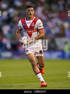 Lewis Dodd #7 de St Helens pendant le match de la Super League Round 15 ...