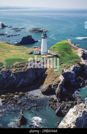 Image aérienne du phare de Yaquina Head, Oregon, États-Unis Banque D'Images
