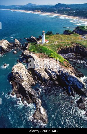 Image aérienne du phare de Yaquina Head, Oregon, États-Unis Banque D'Images