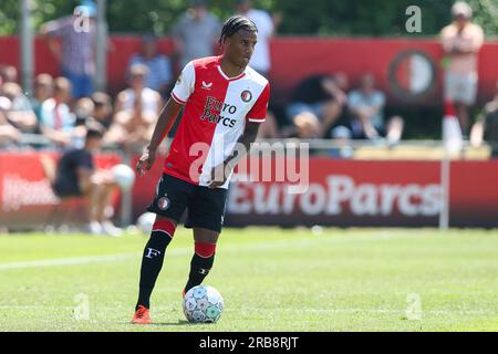 Barendrecht, pays-Bas. 08 juillet 2023. BARENDRECHT, PAYS-BAS - JUILLET 8 : Mimeirhel Benita de Feyenoord lors du match amical de pré-saison entre Feyenoord et PEC Zwolle au Sportpark Smitshoek le 8 juillet 2023 à Barendrecht, pays-Bas (photo Hans van der Valk/Orange Pictures) crédit : Orange pics BV/Alamy Live News Banque D'Images