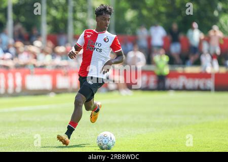 Barendrecht, pays-Bas. 08 juillet 2023. BARENDRECHT, PAYS-BAS - JUILLET 8 : Jaden Slory de Feyenoord lors du match amical de pré-saison entre Feyenoord et PEC Zwolle au Sportpark Smitshoek le 8 juillet 2023 à Barendrecht, pays-Bas (photo Hans van der Valk/Orange Pictures) crédit : Orange pics BV/Alamy Live News Banque D'Images