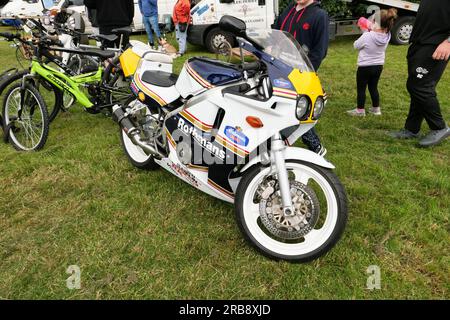 Moto de course au salon automobile de Markeaton, Derby, 2023 Banque D'Images