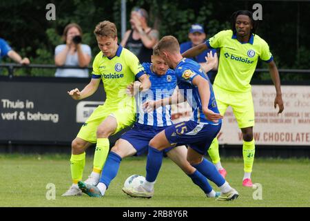 Axel, pays-Bas. 08 juillet 2023. Matisse Samoise de Gent photographié en action lors d'un match amical de football entre KAA Gent et l'équipe croate de football Lokomotiva Zagreb, samedi 08 juillet 2023 à Axel, aux pays-Bas, en préparation de la saison 2023-2024. BELGA PHOTO KURT DESPLENTER crédit : Belga News Agency/Alamy Live News Banque D'Images