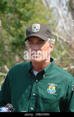 Le secrétaire Dirk Kempthorne en visite dans la région de la Nouvelle-Orléans, en Louisiane, où il a rencontré et visité le personnel du Fish and Wildlife Service Banque D'Images