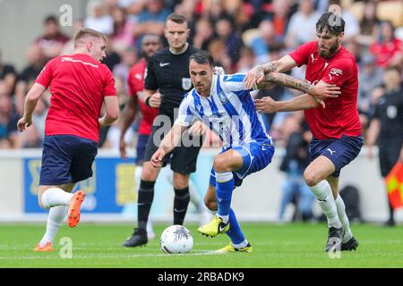 York, Royaume-Uni. 08 juillet 2023. L'attaquant Lee Gregory (9 ans) de Sheffield Wednesday lors du match amical York City vs Sheffield Wednesday au LNER Community Stadium, York, Royaume-Uni, le 8 juillet 2023 Credit : Every second Media/Alamy Live News Banque D'Images