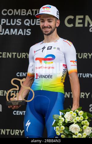 Limoges, France, le 8 juillet 2023, ANTHONY TURGIS de TOTALENERGIES remporte le prix combatif de l'étape 8, 201km, de Libourne à Limoges lors de la 110e édition du Tour de France crédit : Nick Phipps/Alamy Live News Banque D'Images