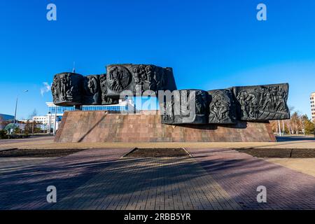 Conquérants du monument de la Terre vierge, Kostanay, Kazakhstan septentrional Banque D'Images