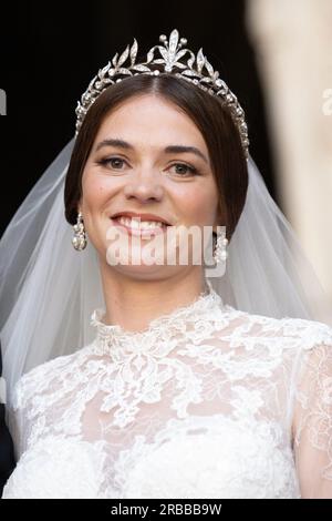 Autun, France. 08 juillet 2023. Mlle Pelagie Mac Mahon arrive à la cérémonie de mariage royal à la cathédrale Saint-Lazare à Autun, le 8 juillet 2023, France. Photo de David Niviere/ABACAPRESS.COM crédit : Abaca Press/Alamy Live News Banque D'Images