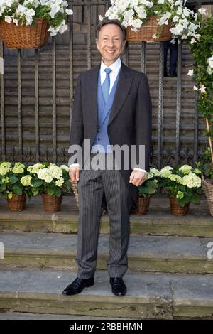 Autun, France. 08 juillet 2023. Stéphane Bern arrive à la cérémonie de mariage royal à la cathédrale Saint-Lazare à Autun, le 8 juillet 2023, France. Photo de David Niviere/ABACAPRESS.COM crédit : Abaca Press/Alamy Live News Banque D'Images