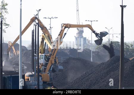 Charbon importé à Port de Gdansk, Pologne © Wojciech Strozyk / Alamy stock photo Banque D'Images