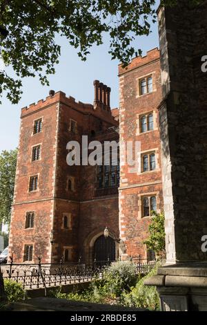 Lollards Tower Gatehouse, Lambeth Palace, la résidence officielle londonienne de l'archevêque de Canterbury, Lambeth, Londres, Angleterre, Royaume-Uni Banque D'Images