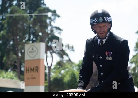 Ascot, Berkshire, Royaume-Uni. 23 juin 2023. Section montée de la police de la vallée de la Tamise menant les chevaux royaux et les voitures après la procession royale. Crédit : Maureen McLean/Alamy Banque D'Images