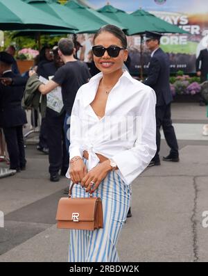 Emma Weymouth arrive le septième jour des Championnats de Wimbledon 2023 au All England Lawn tennis and Croquet Club à Wimbledon. Date de la photo : dimanche 9 juillet 2023. Banque D'Images