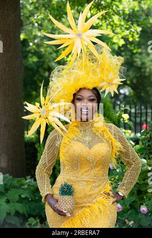 Ascot, Berkshire, Royaume-Uni. 22 juin 2023. Lystra Adams, membre de Real Housewives of Cheshire. Crédit : Maureen McLean/Alamy Banque D'Images