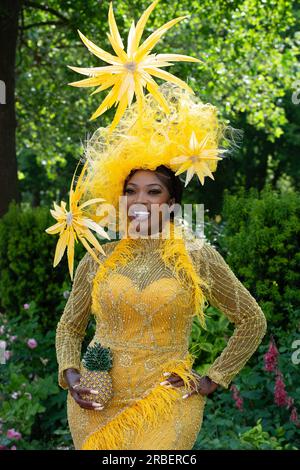 Ascot, Berkshire, Royaume-Uni. 22 juin 2023. Lystra Adams, membre de Real Housewives of Cheshire. Crédit : Maureen McLean/Alamy Banque D'Images