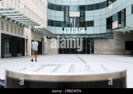 BBC TV Centre, Portland place, Londres, Royaume-Uni. 9 juillet 2023. Accusations contre un présentateur de la BBC Huw Edwards. BBC TV Centre dans le centre de Londres. Crédit : Matthew Chattle/Alamy Live News Banque D'Images